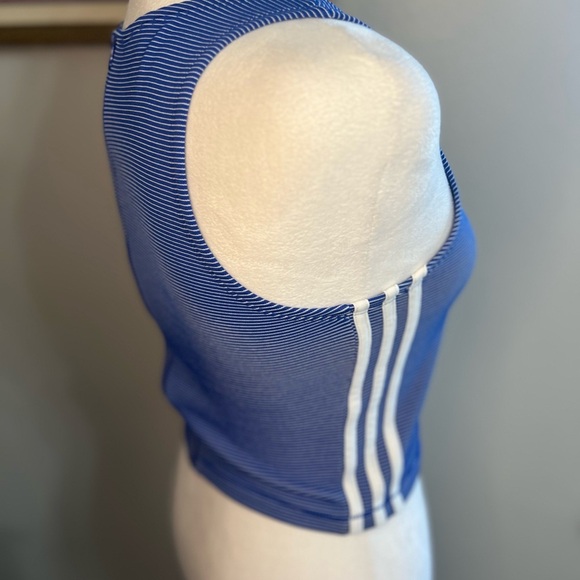 Adidas Womens Zippable Blue Small
Cropped Stripes - Picture 11 of 12